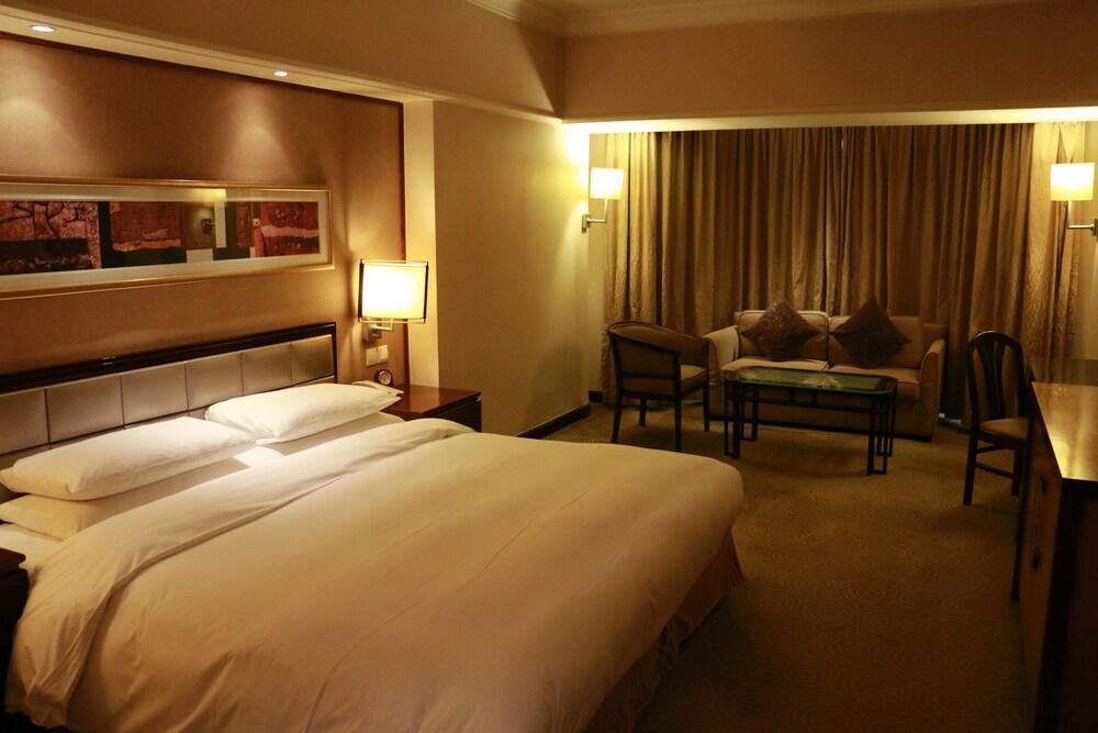 Golden Flower Hotel Xi'An Xi'an  Exterior photo
