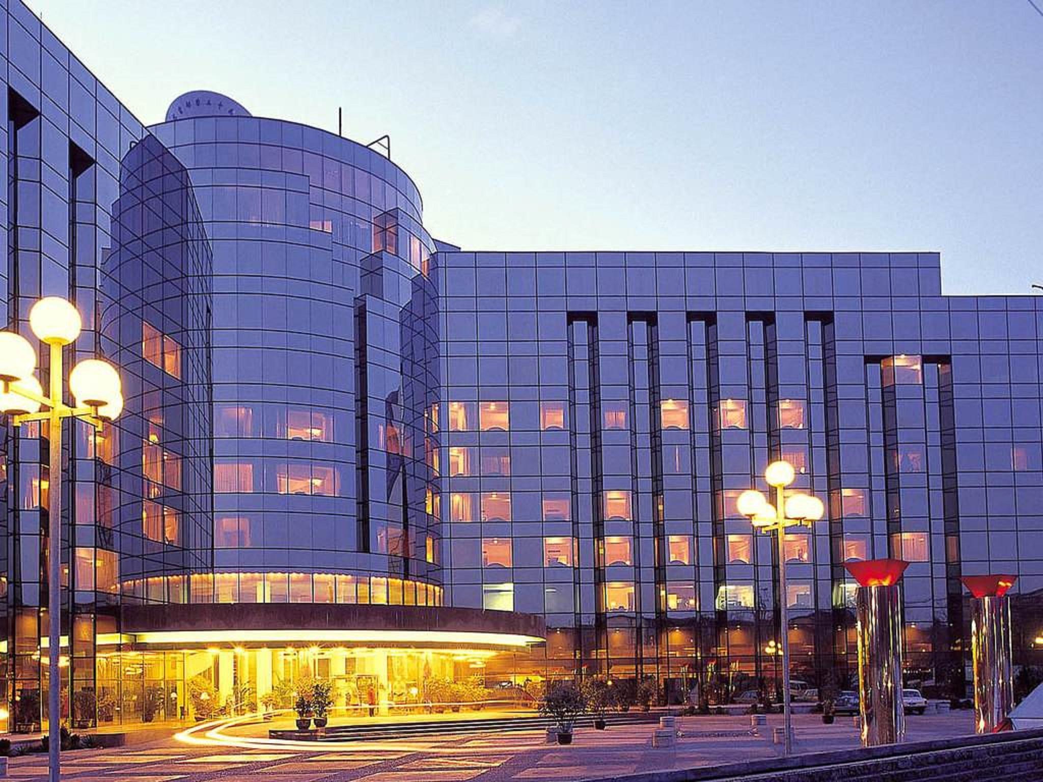 Golden Flower Hotel Xi'An Xi'an  Exterior photo