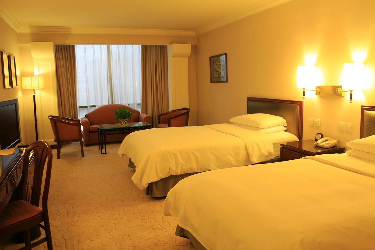 Golden Flower Hotel Xi'An Xi'an  Exterior photo